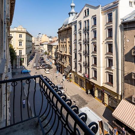 Romari Гнатюка 3 Apartment Lviv Exterior photo