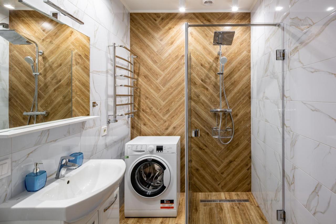 Romari Гнатюка 3 Apartment Lviv Exterior photo